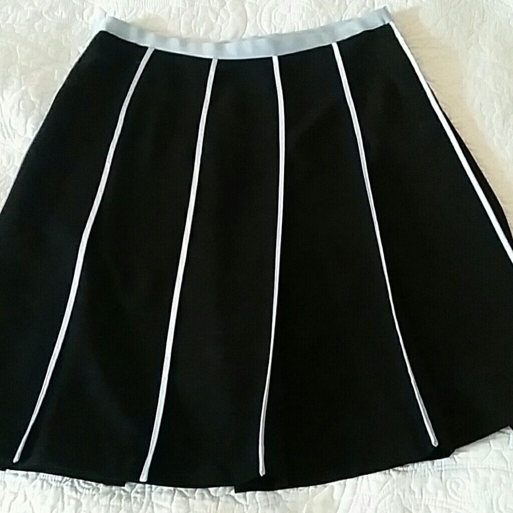 Black skirt